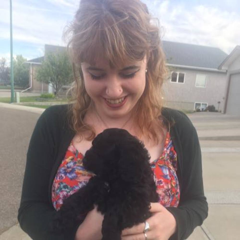 Meet your Posher, Adrienne